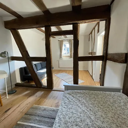 Homestay In Charmantem Fachwerkhaus Zentral Gelegen *