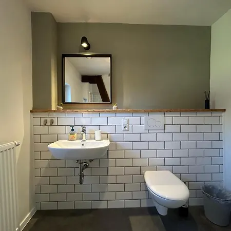 In Charmantem Fachwerkhaus Zentral Gelegen *