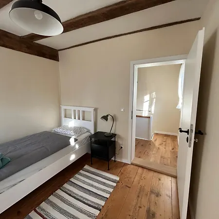 Δωμάτια σε οικογενειακή κατοικία In Charmantem Fachwerkhaus Zentral Gelegen *