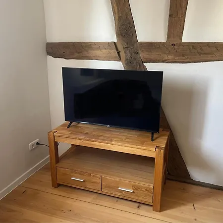 Δωμάτια σε οικογενειακή κατοικία In Charmantem Fachwerkhaus Zentral Gelegen