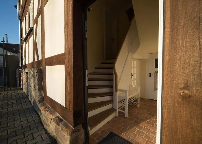 In Charmantem Fachwerkhaus Zentral Gelegen Homestay Lollar