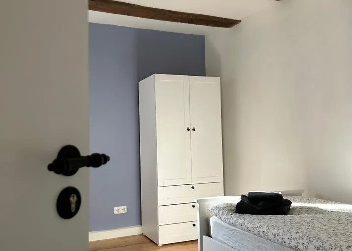 In Charmantem Fachwerkhaus Zentral Gelegen Homestay Lollar